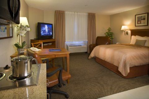 Candlewood Jackson By Ihg Hotel Lake Jackson
